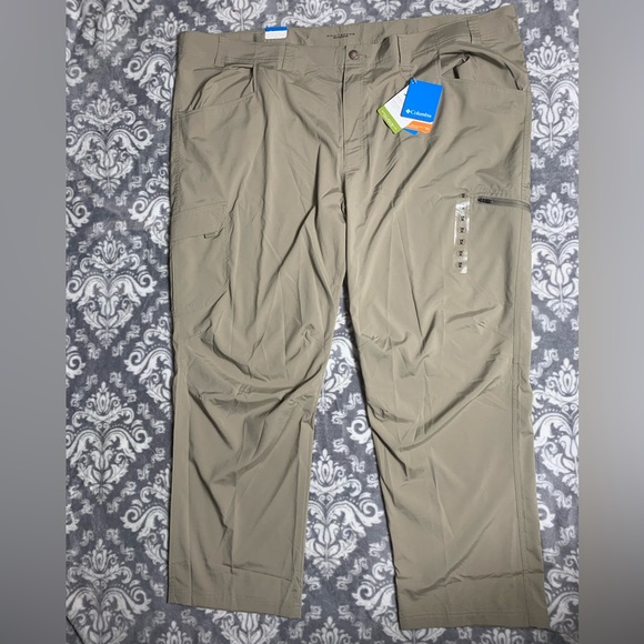 Columbia | Men’s Silver Ridge Stretch Pants - 52x30 - Picture 3 of 15
